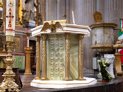 Il nuovo ambone della cattedrale di Puebla